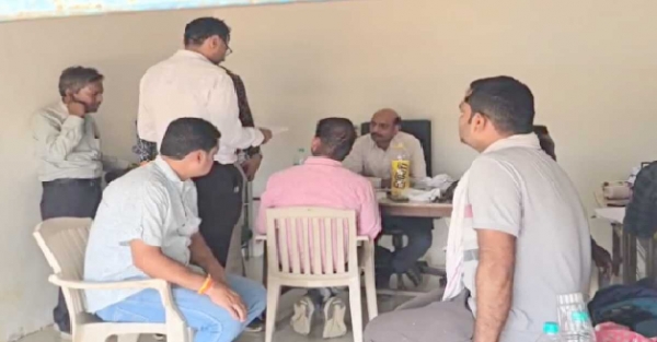 CG NEWS: रिश्वत लेते पकड़ा गया पटवारी, एसीबी की कार्रवाई से मचा हड़कंप